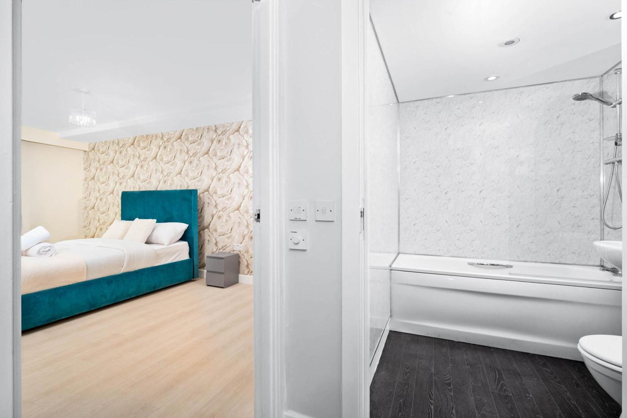 2 Bedroom With Parking * Birmingham
